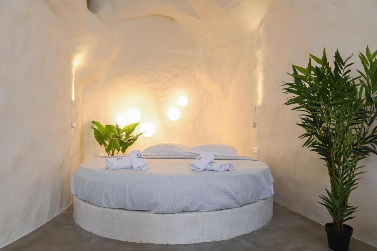 Naos Suites Vothon Ngoại thất bức ảnh