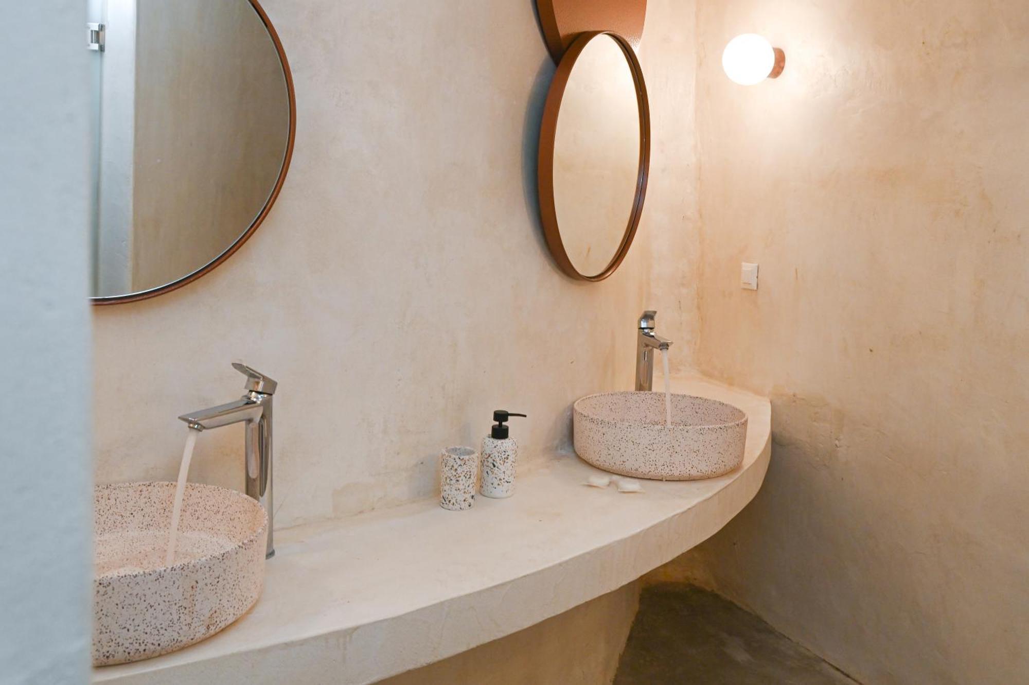 Naos Suites Vothon Ngoại thất bức ảnh